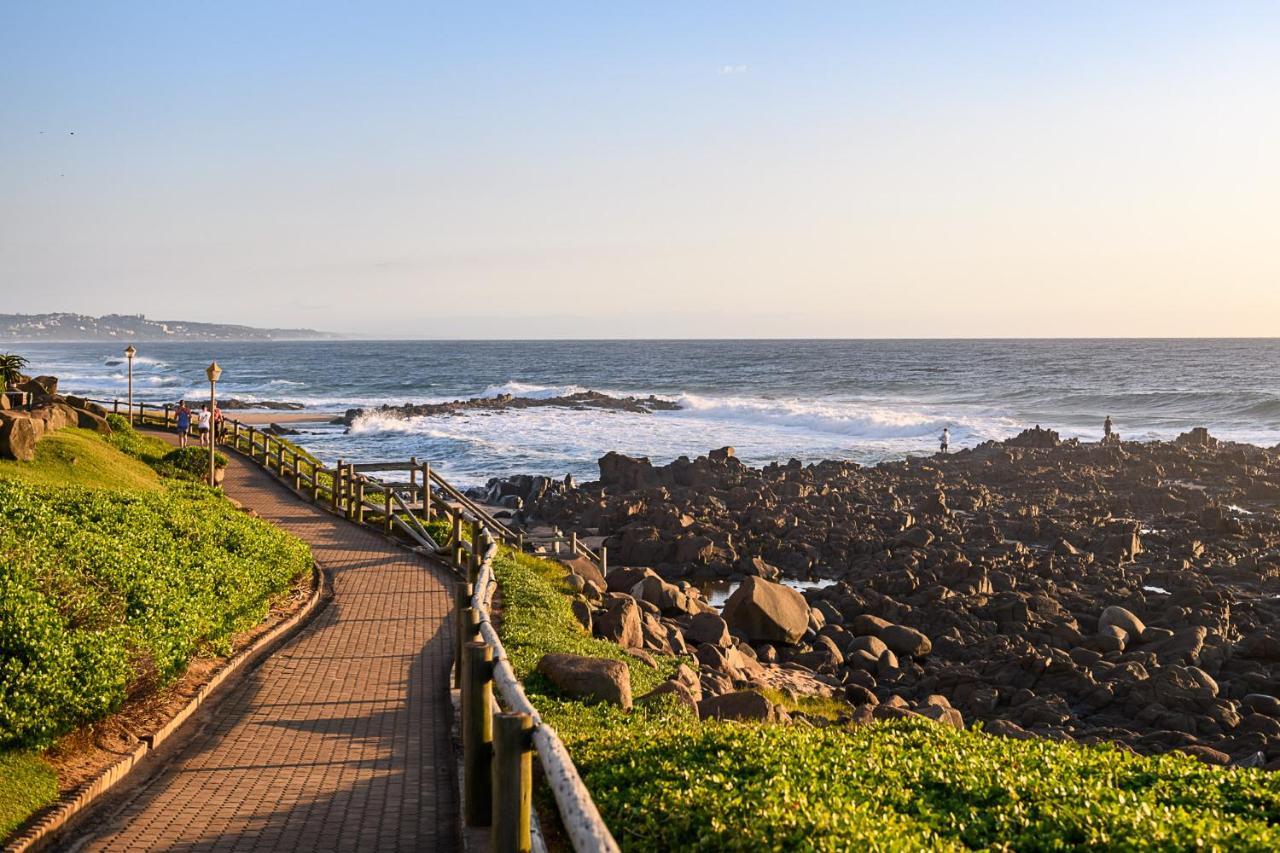 Le Paradis, Self-Catering Beachfront Apartments Ballito Exterior foto